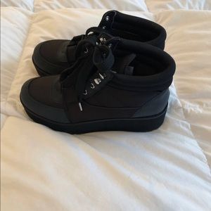 Platform sneakers